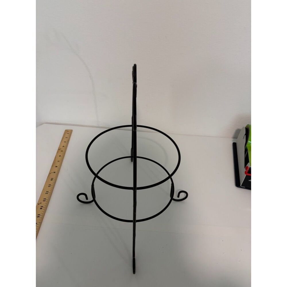 2 Tier black metal cake display